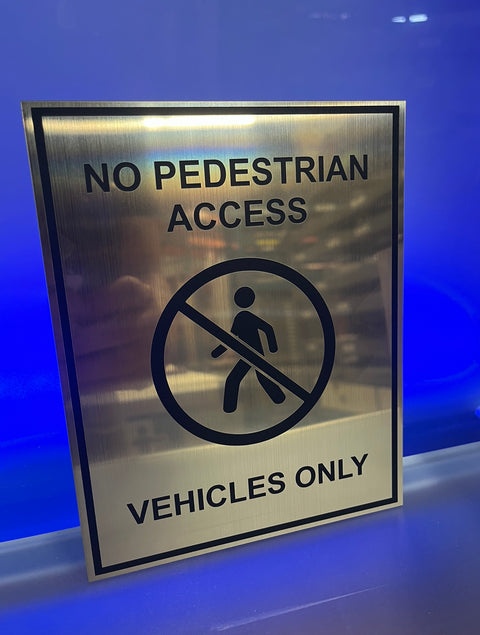 No Pedestrian Access, Vehicles Only (6" x 7.5")